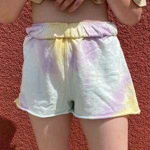 NWT MISSGUIDED tye dye shorts!